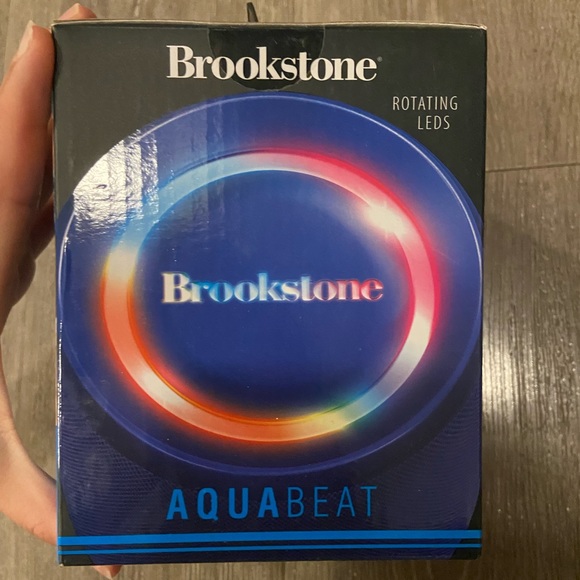 Brookstone Aquabeat wireless LED speaker - Picture 2 of 6